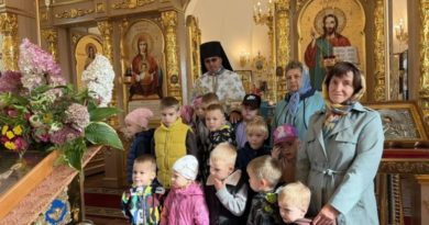 Игумен Герман рассказал детям о Рождестве Богородицы Игумен Герман рассказал детям о Рождестве Богородицы
