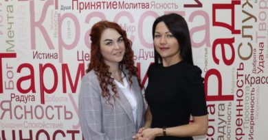 Объединяя школы и работодателей Объединяя школы и работодателей